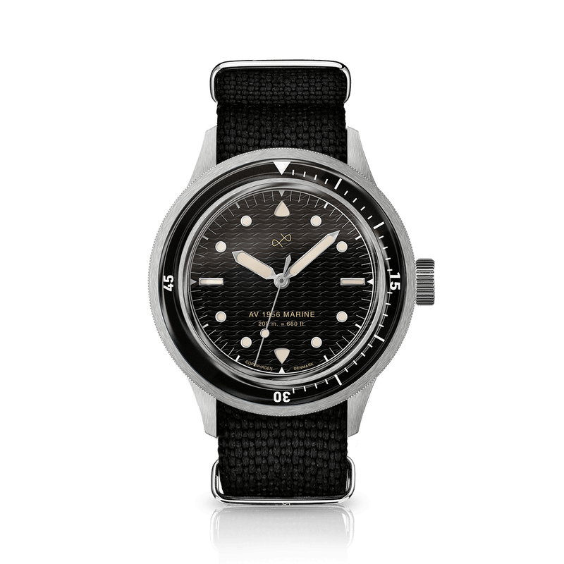 1956 Marine, Steel / Black