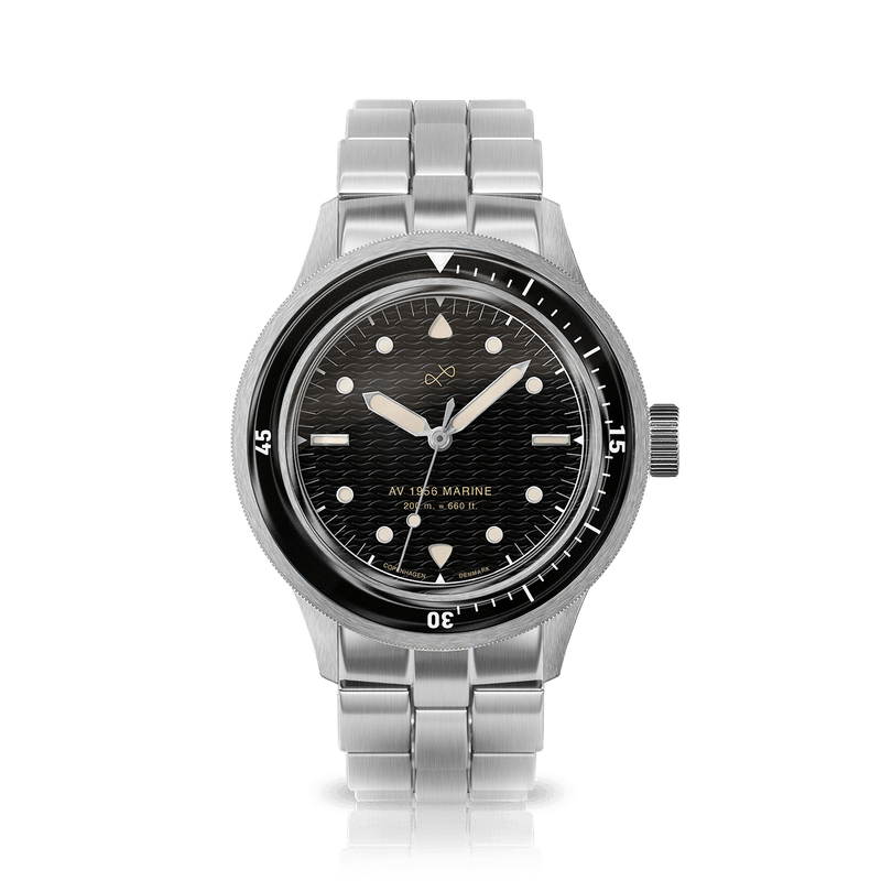 1956 Marine, Steel / Black